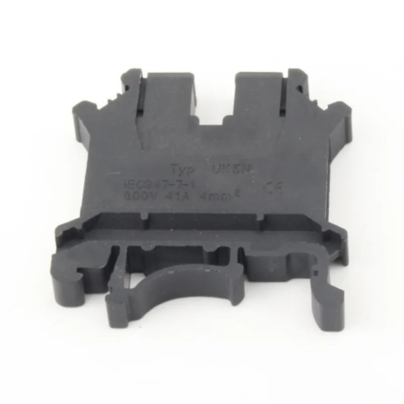 यूके 5N दिन रेल टर्मिनल ब्लॉक